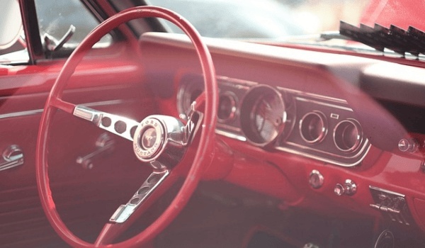 新一代奥迪A6震撼登场：匠心独运，演绎豪华新境界