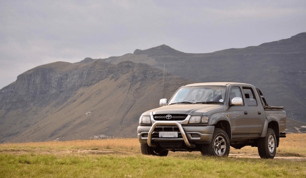 宝马X5四驱分动箱故障解析与高效维修指南