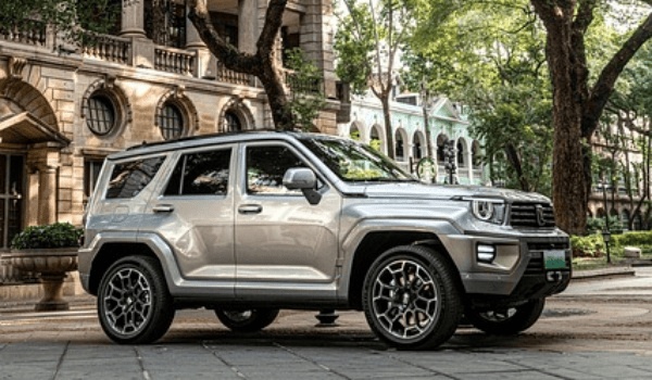 2024本田Forza 125踏板摩托车深度试驾：第一视角揭秘骑行体验